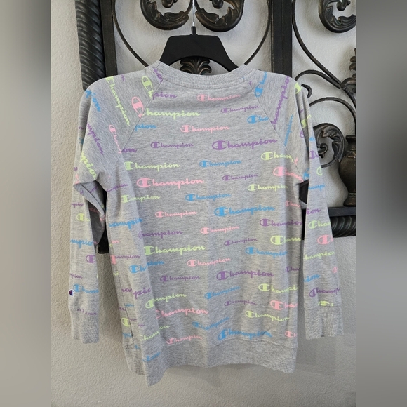 Champion Pastel Logo Sweatshirt - Picture 6 of 6